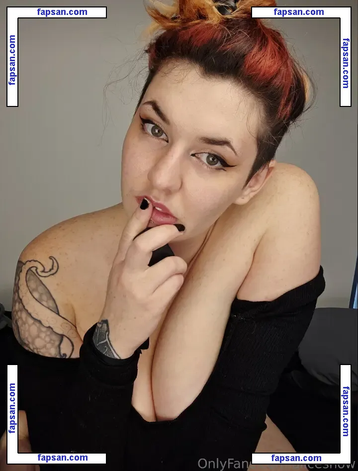 Sexyalicesnow nude photo #0028 from OnlyFans