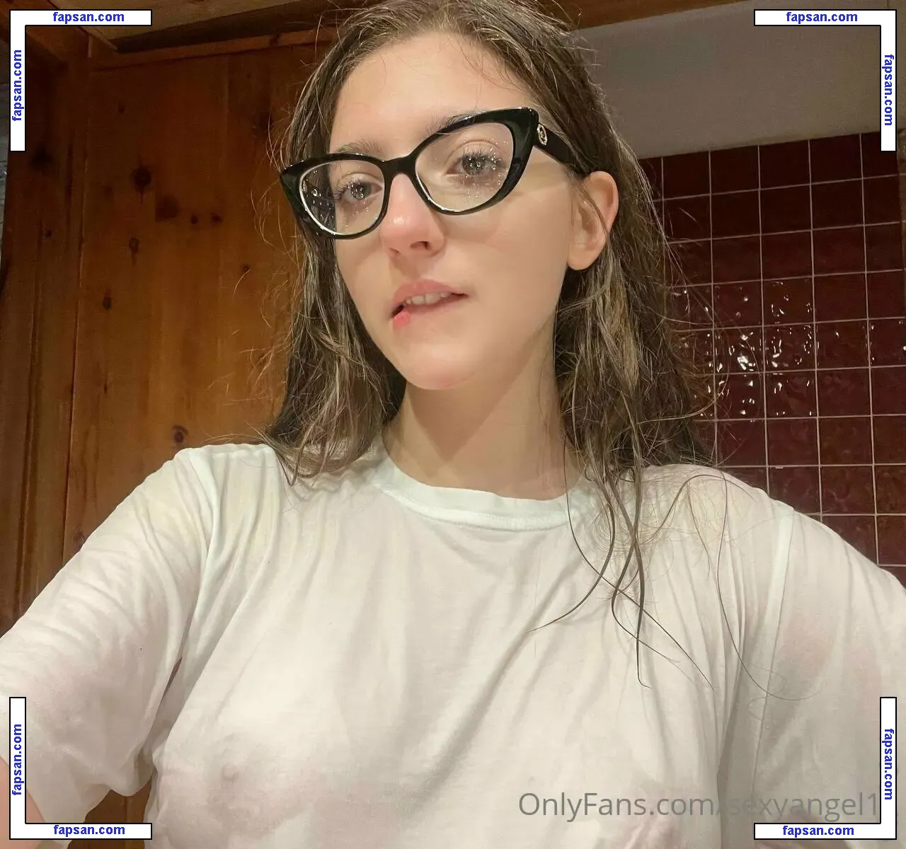 Sexyangel11 nude photo #0004 from OnlyFans