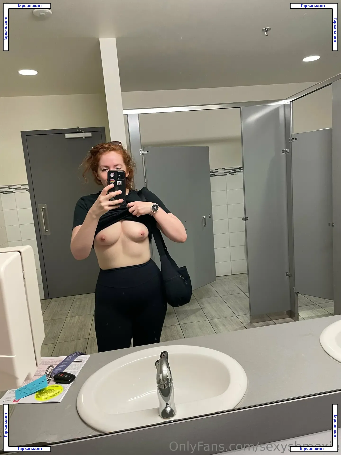 Sexyshmexie nude photo #0180 from OnlyFans