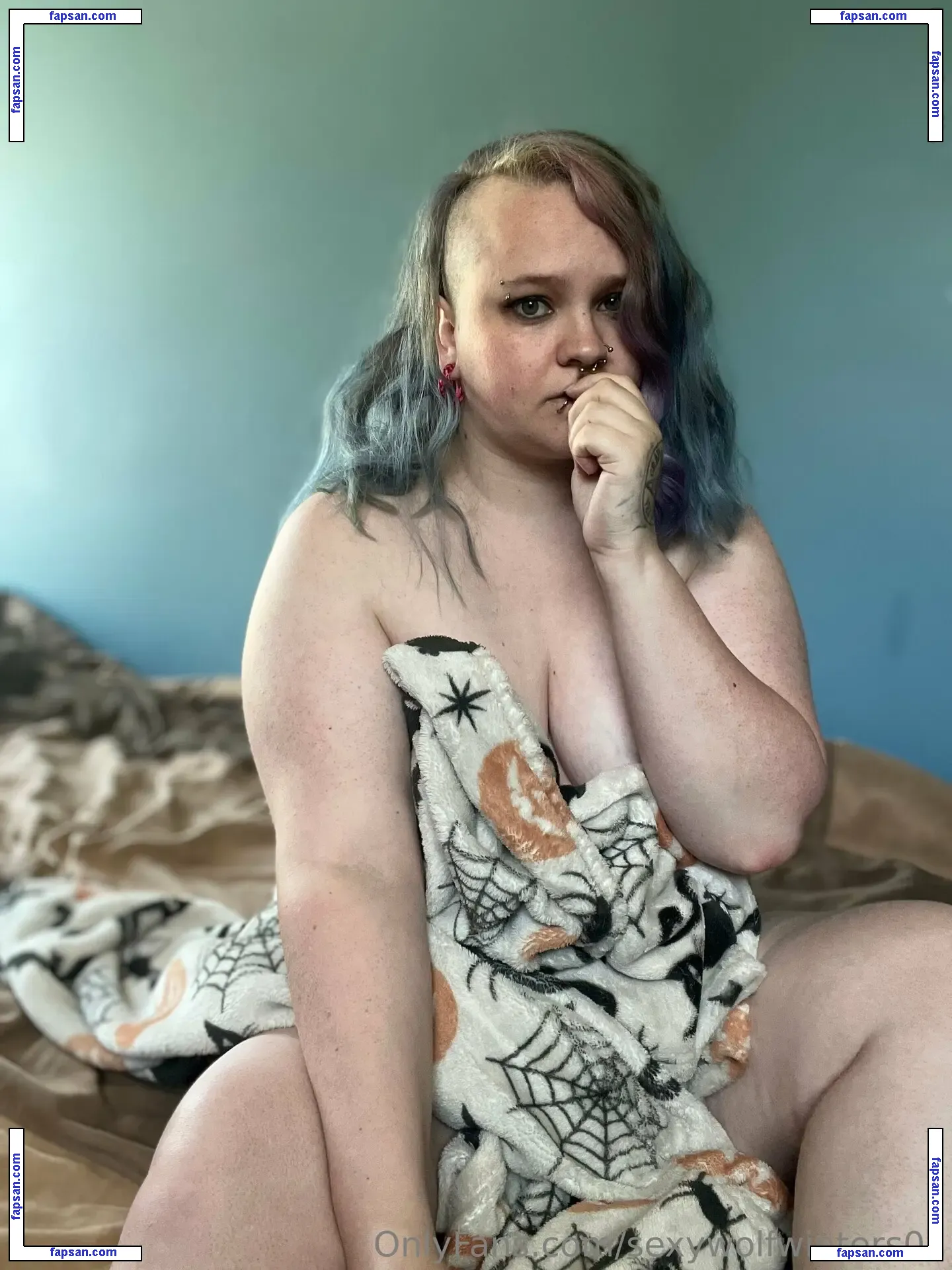 sexywolfwinters01 nude photo #0012 from OnlyFans