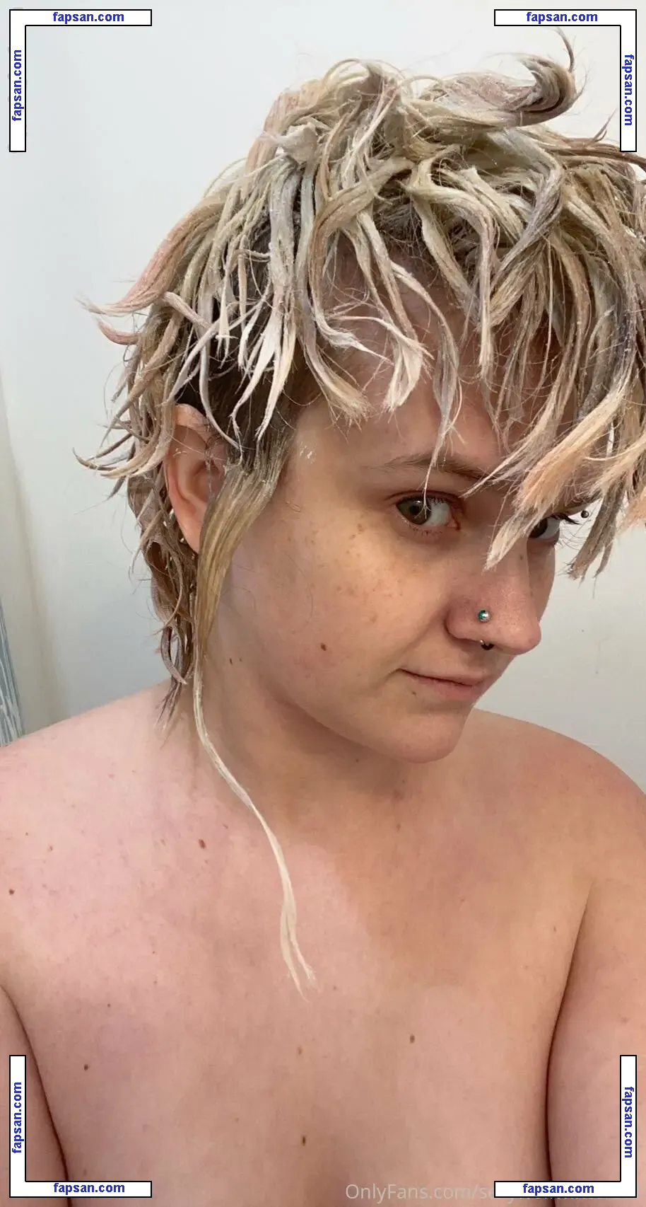 sexywolfwinters01 nude photo #0021 from OnlyFans