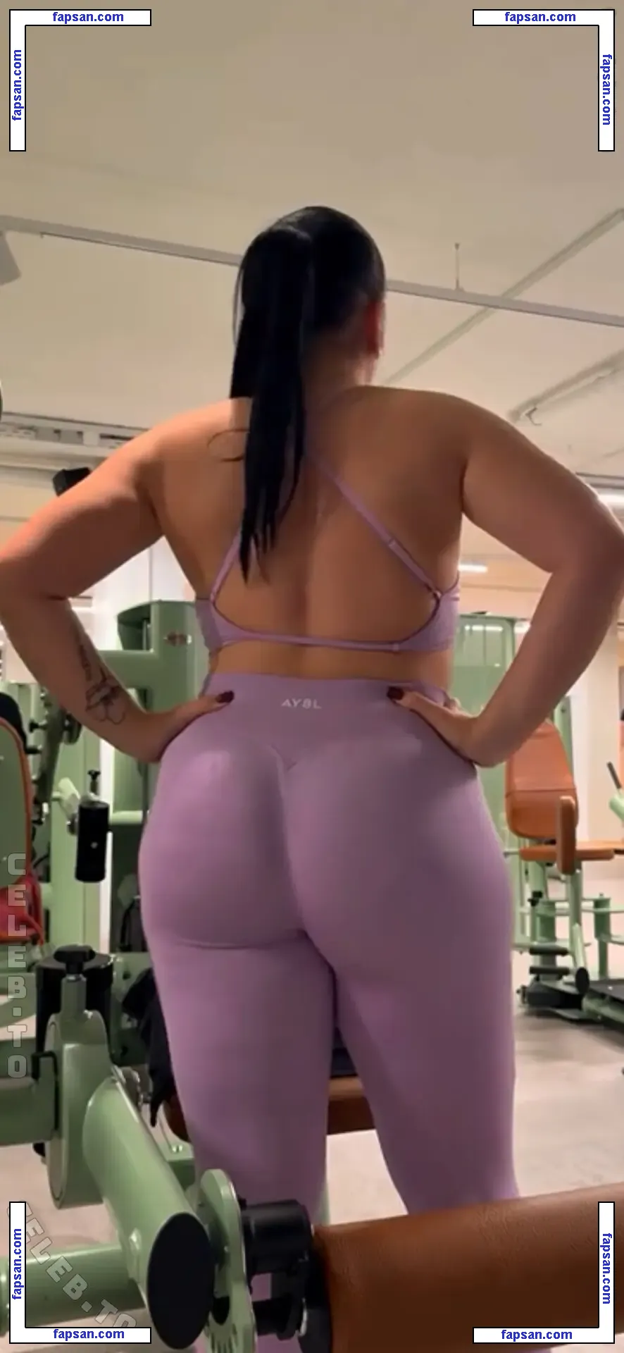 Seymosuum голая фото #0015 с Онлифанс