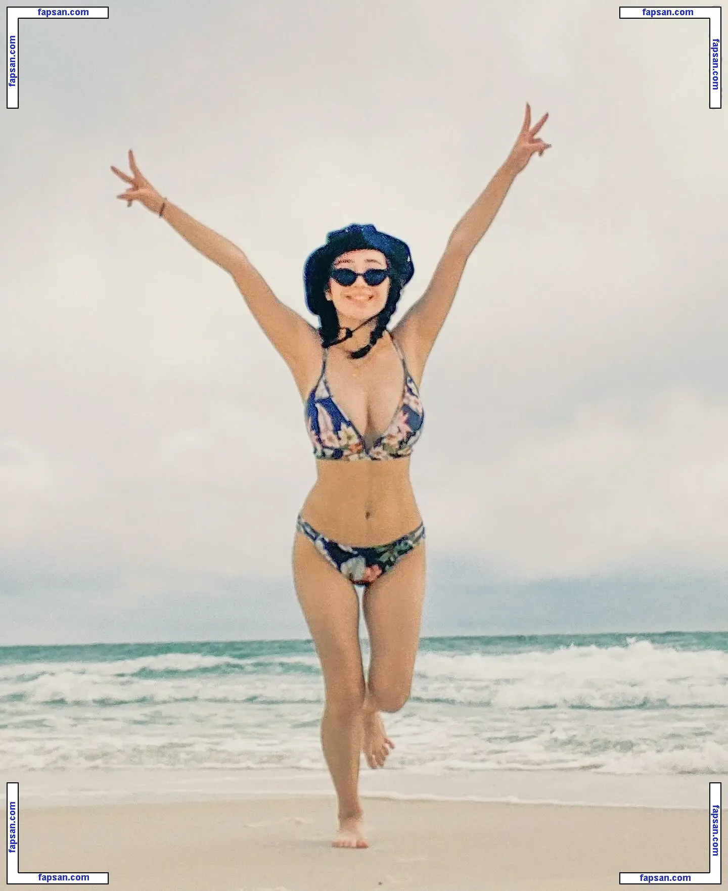 Sfw Big Tits nude photo #0012 from OnlyFans