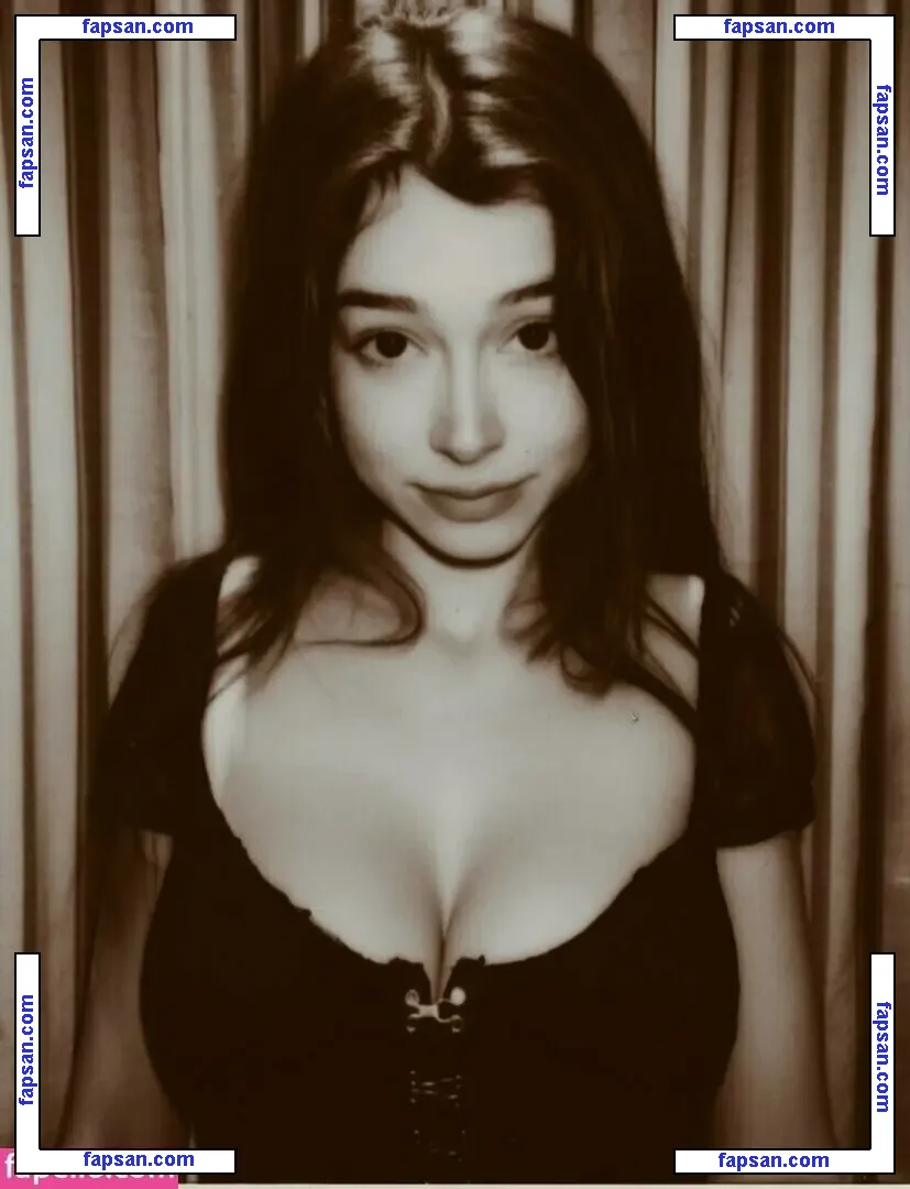 sh1vanyaa nude photo #0011 from OnlyFans