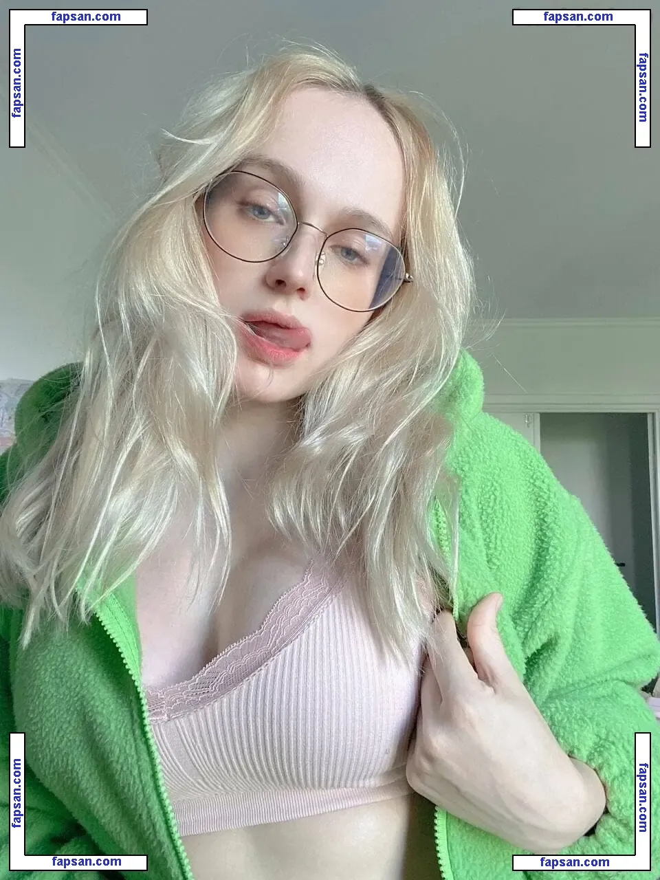 Shadory nude photo #0533 from OnlyFans