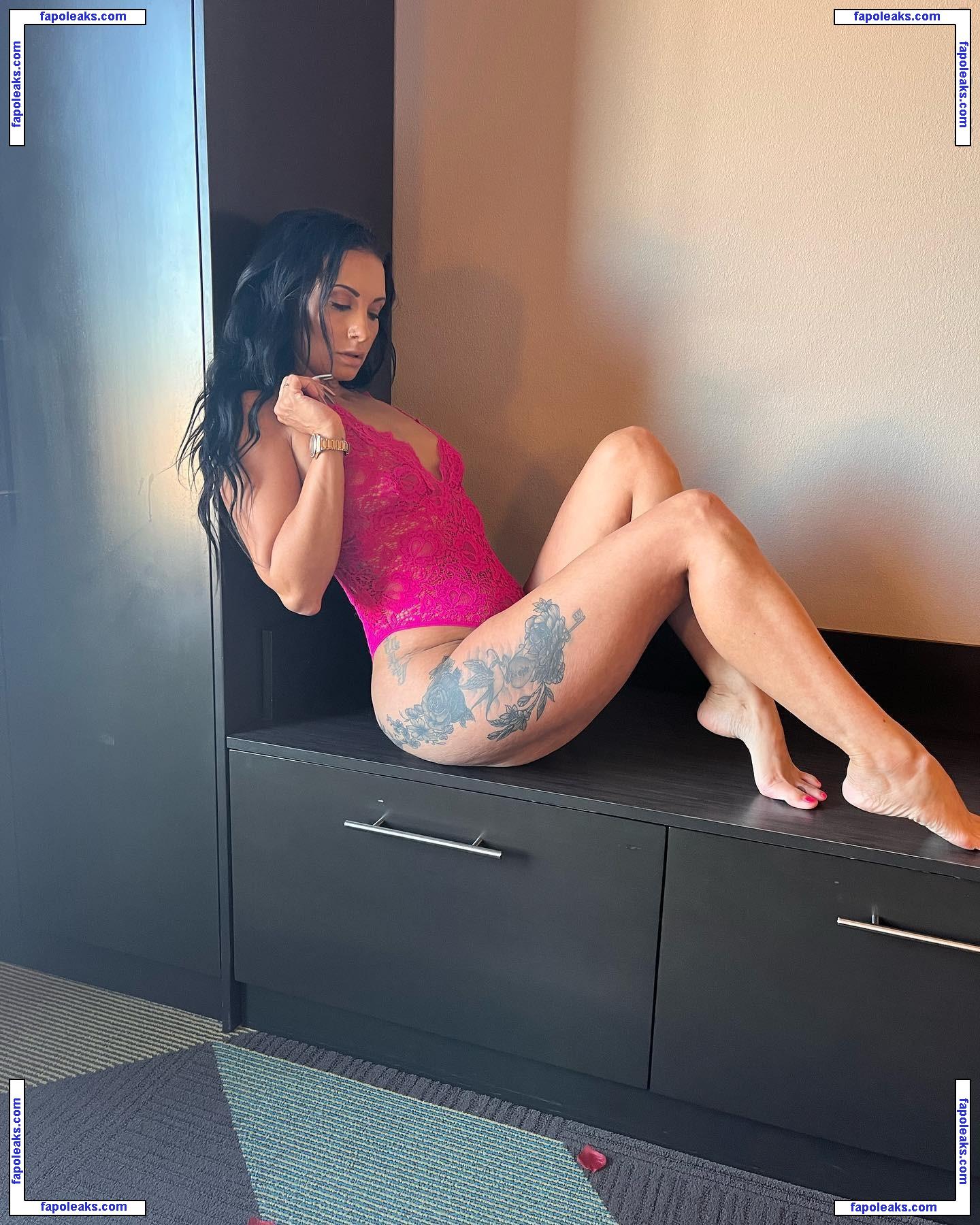 Shaina Wiggins / sha.wiggins / ywfco69 nude photo #0007 from OnlyFans