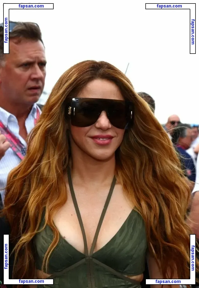 Shakira nude photo #1036 from OnlyFans