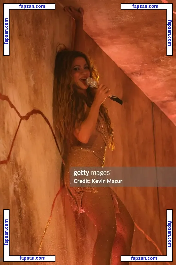 Shakira nude photo #1169 from OnlyFans