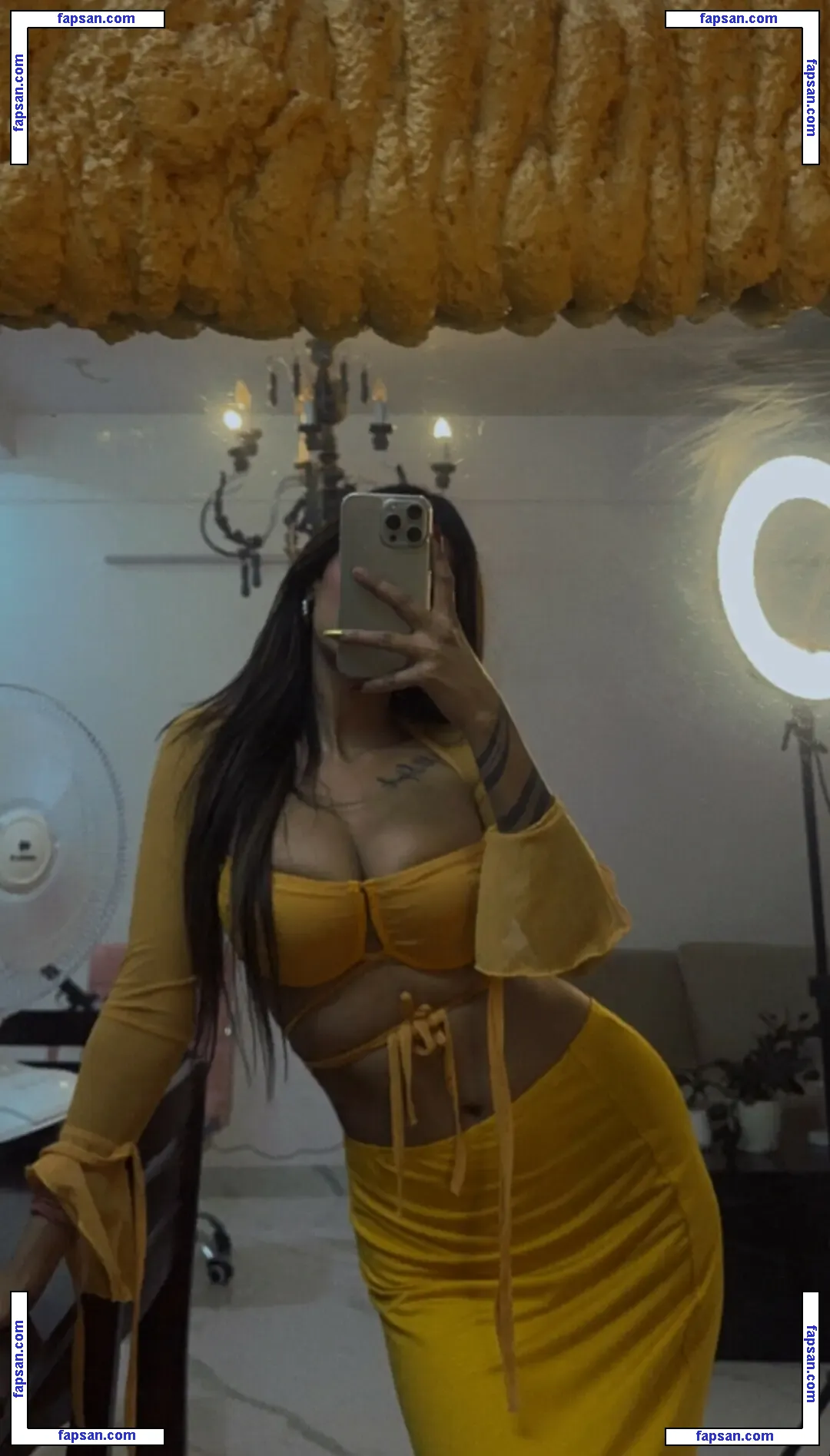 Shambhavi Singh голая фото #0070 с Онлифанс