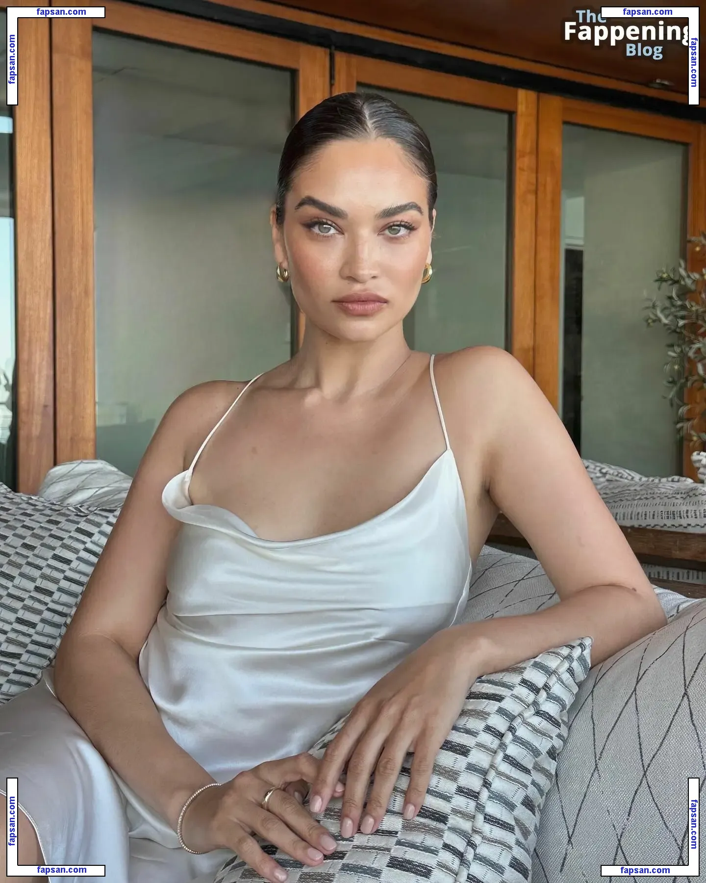 Shanina Shaik nude photo #1729 from OnlyFans