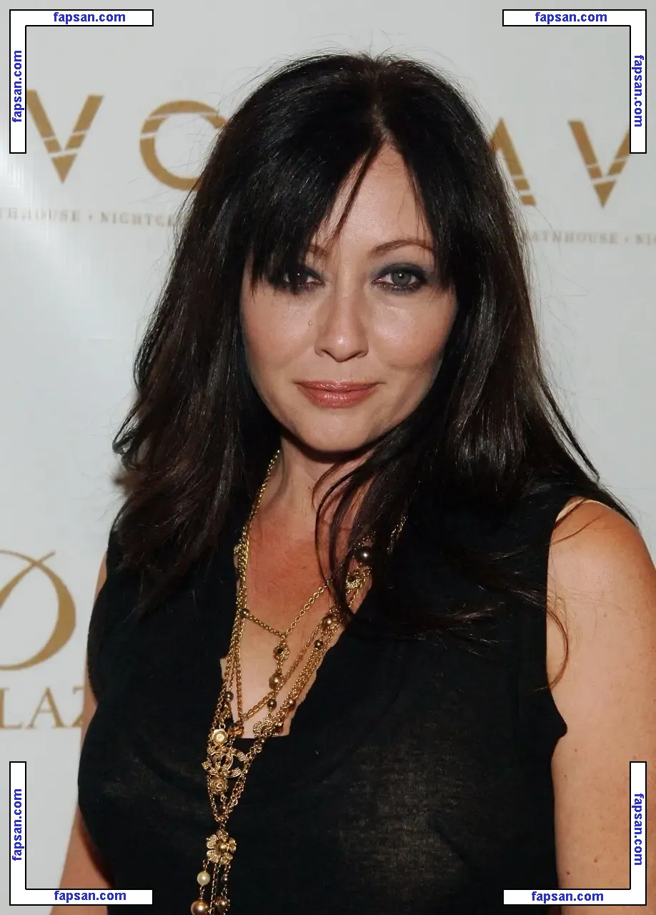 Shannen Doherty nude photo #0023 from OnlyFans