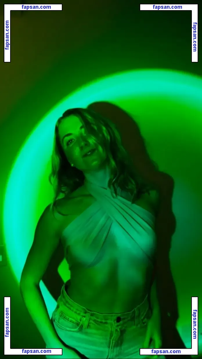 Shannon Fairweather nude photo #0036 from OnlyFans