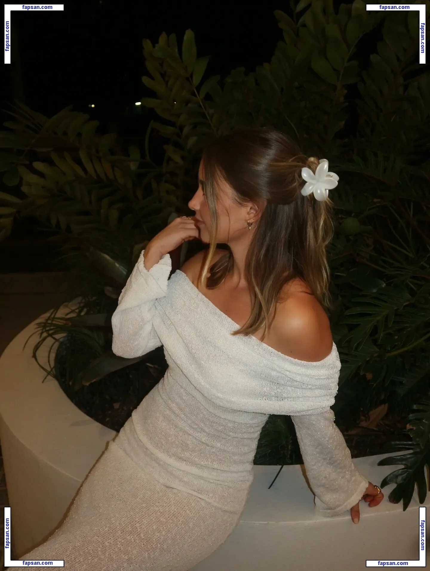 Shannon Neaves nude photo #0019 from OnlyFans