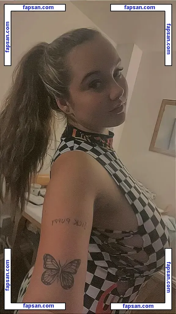 Shannon nude photo #0043 from OnlyFans