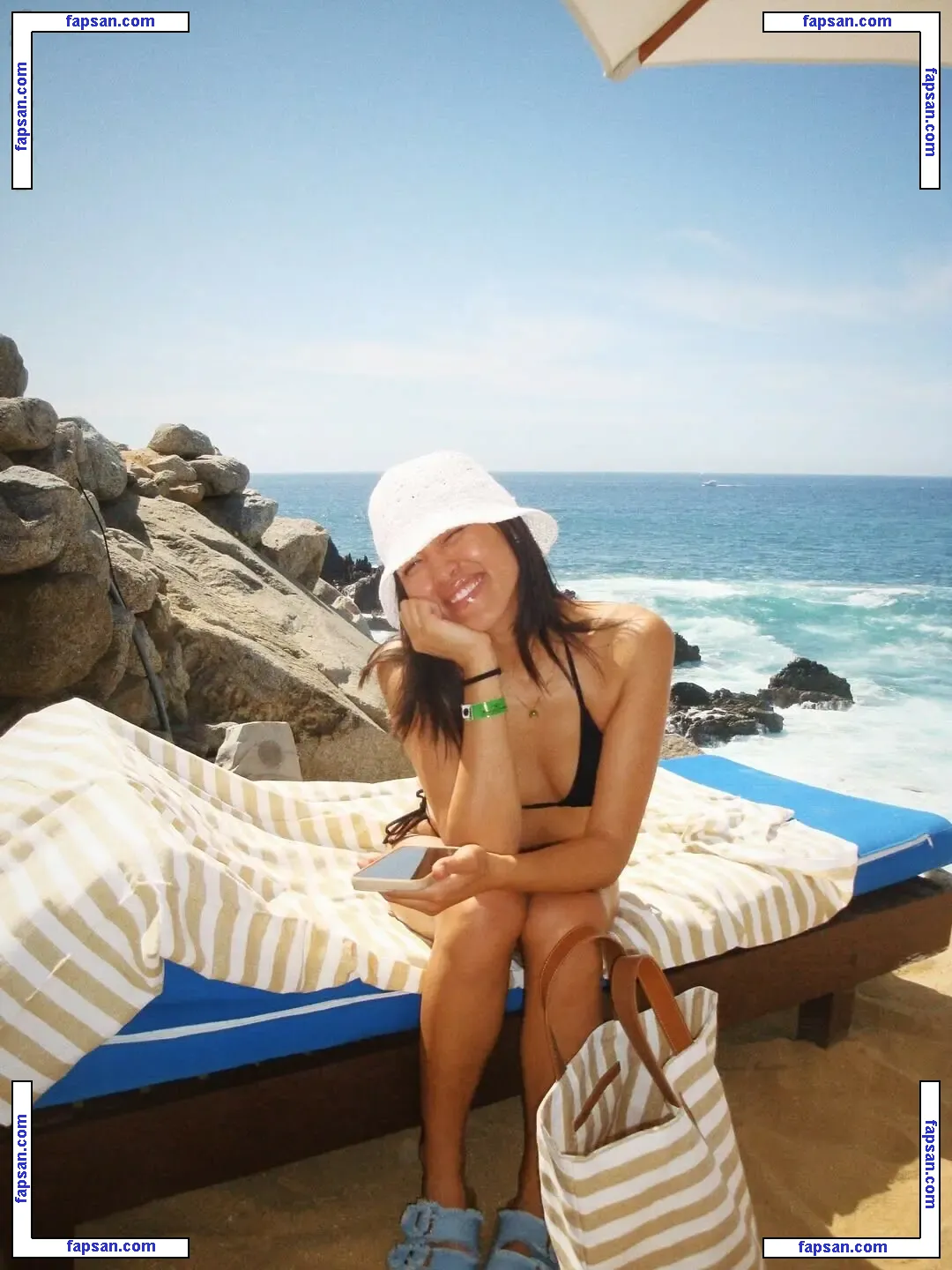 Shanti Tan nude photo #0243 from OnlyFans