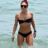 Sharna Burgess голая #0111