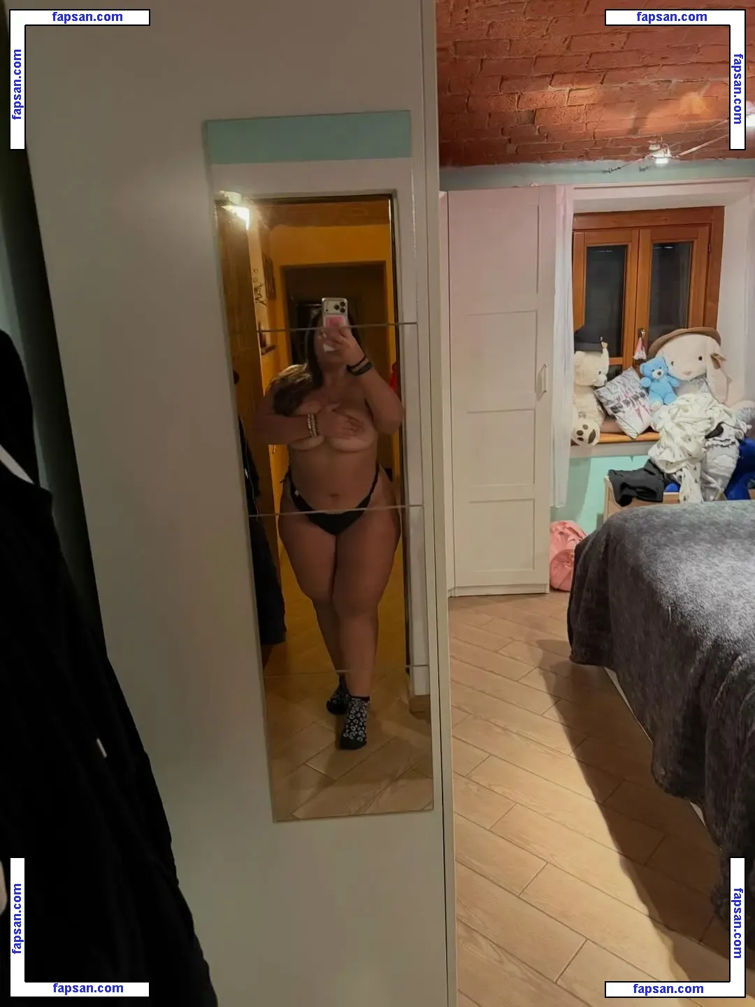 Sharon Casella голая фото #0005 с Онлифанс