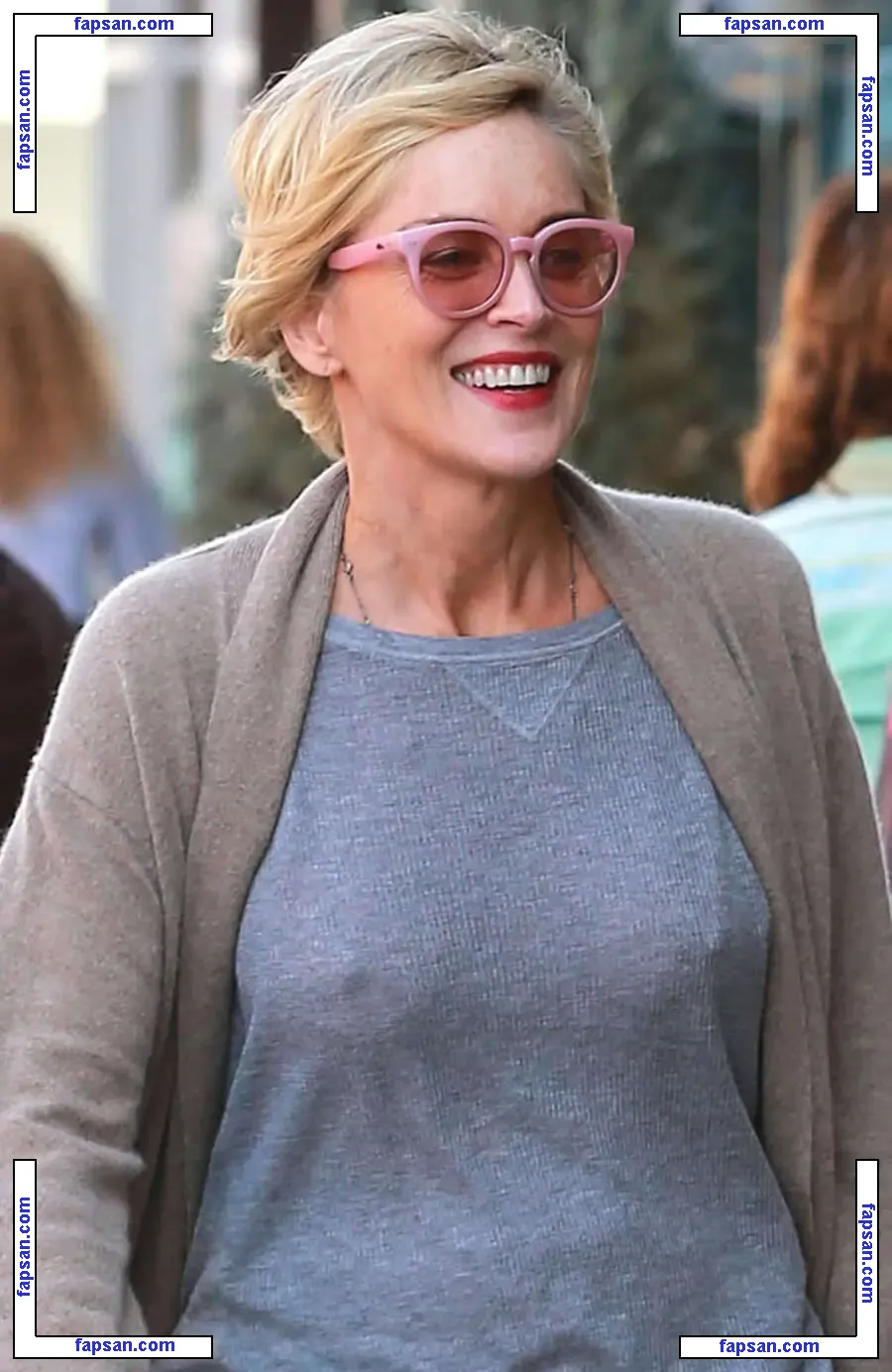 Sharon Stone голая фото #0638 с Онлифанс
