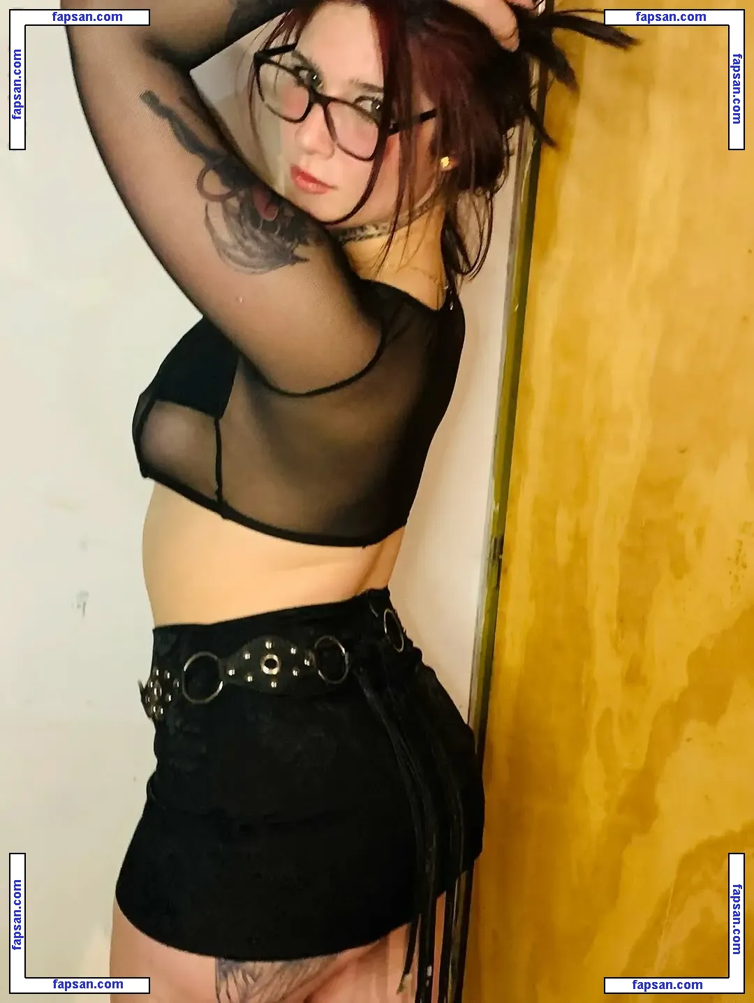 sharonlov3 nude photo #0015 from OnlyFans