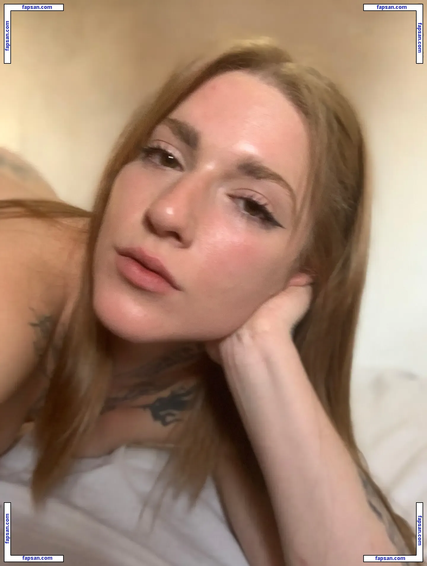 sharonlov3 nude photo #0026 from OnlyFans