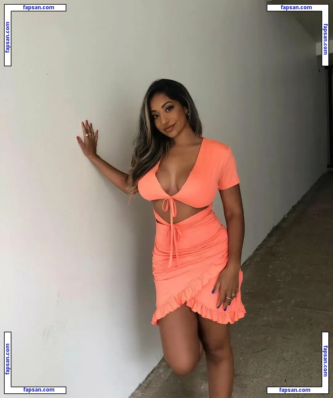 Shaweena nude photo #0003 from OnlyFans