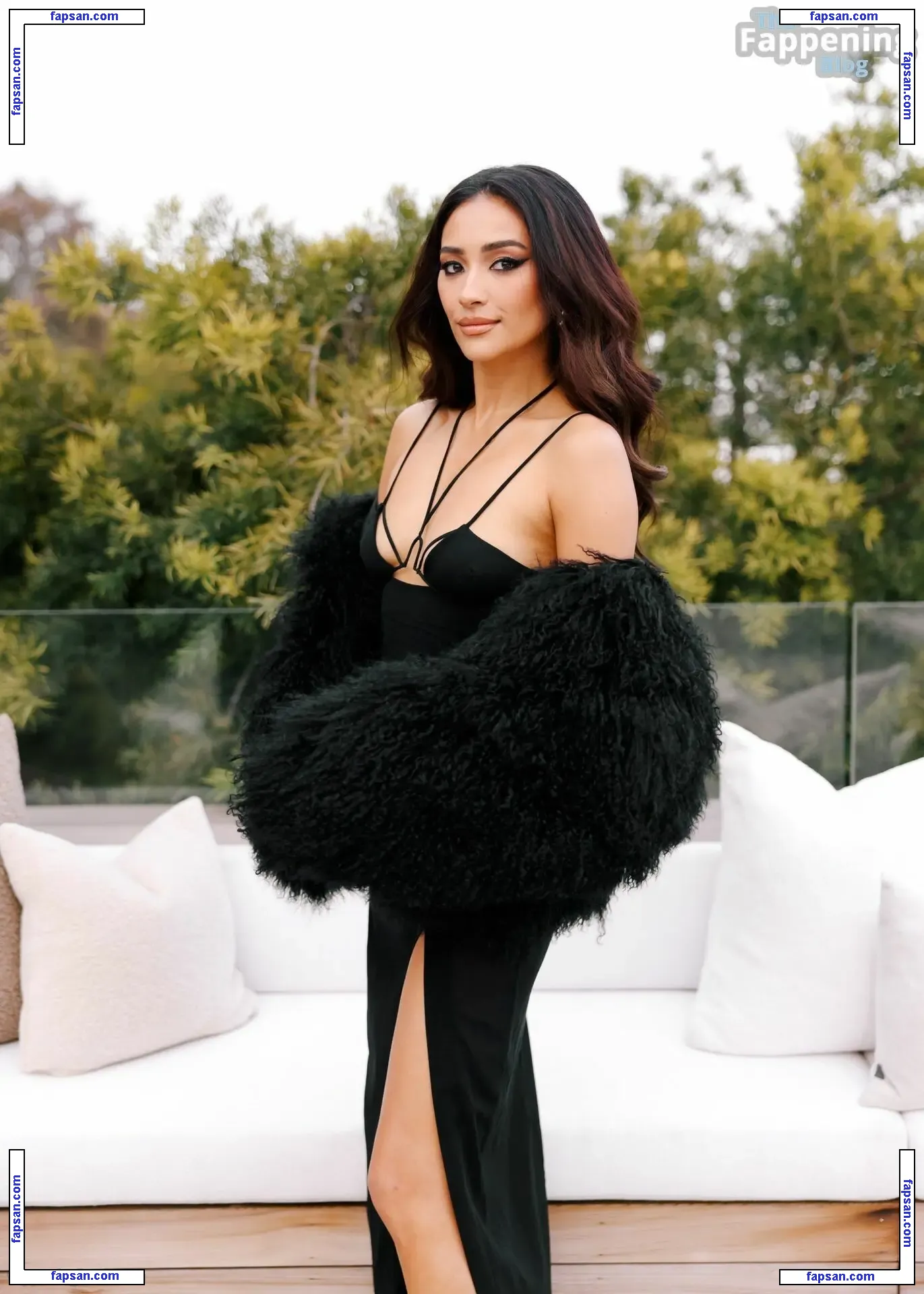 Shay Mitchell nude photo #0735 from OnlyFans