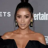 Shay Mitchell голая #0006