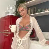 shaynaholt nude #0002