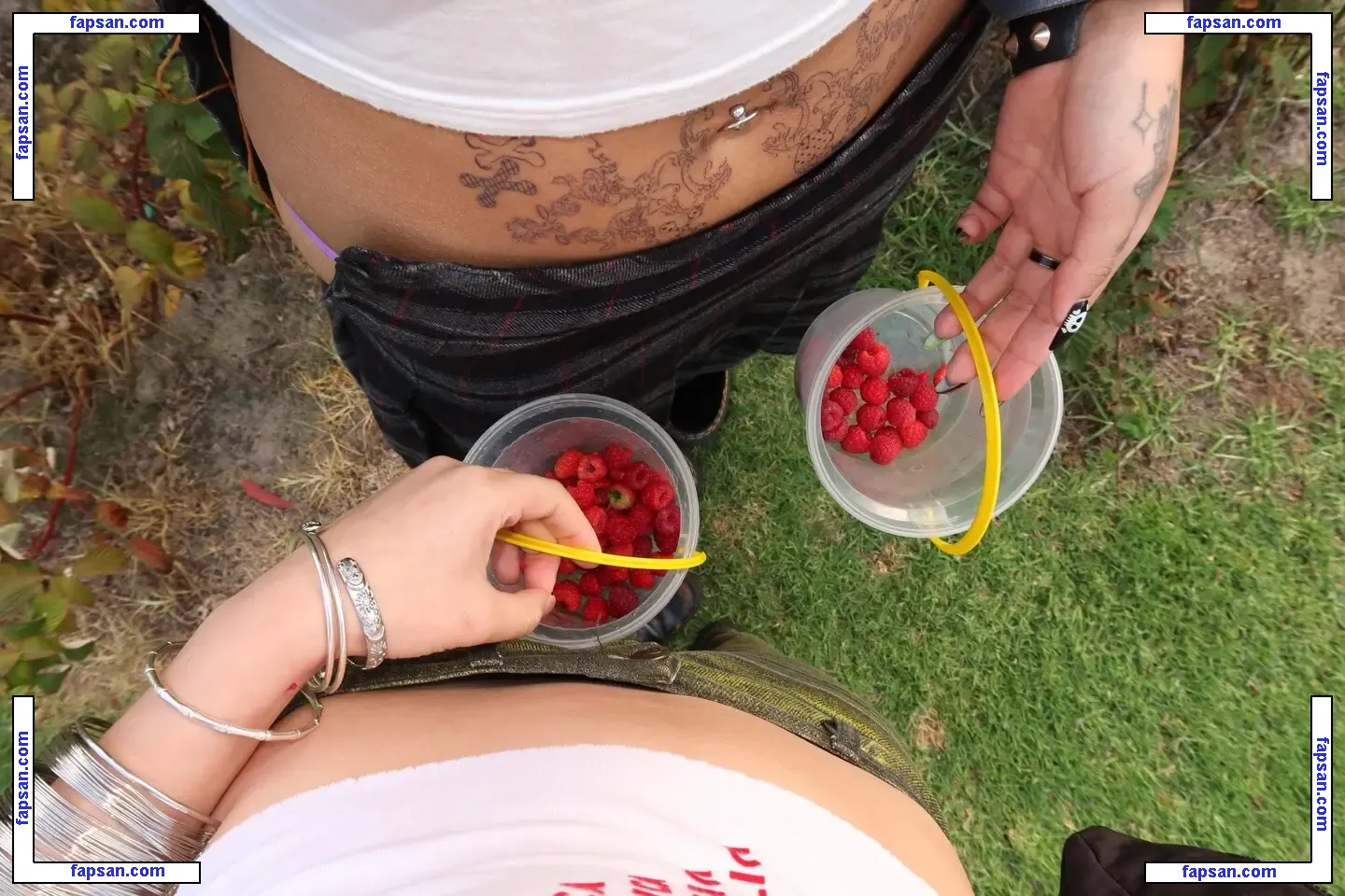 shdtmyf nude photo #0006 from OnlyFans