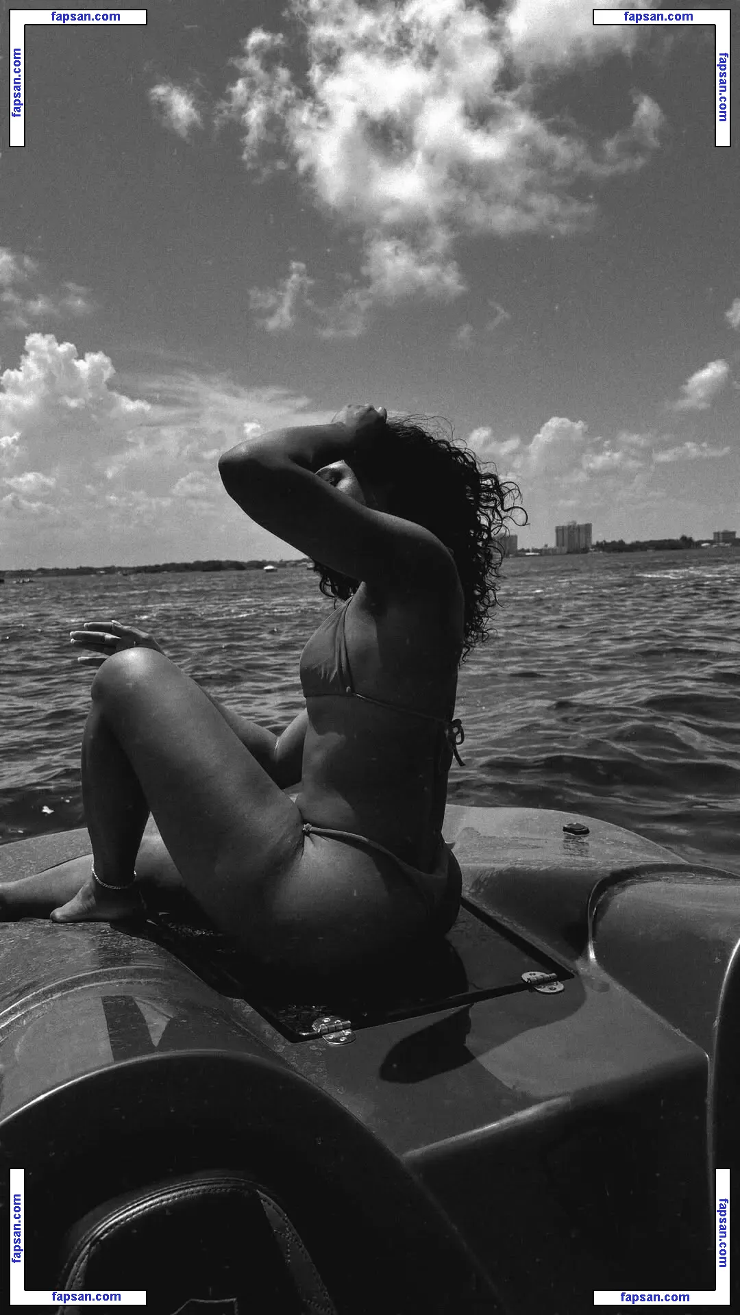 shelbischauble голая фото #0033 с Онлифанс