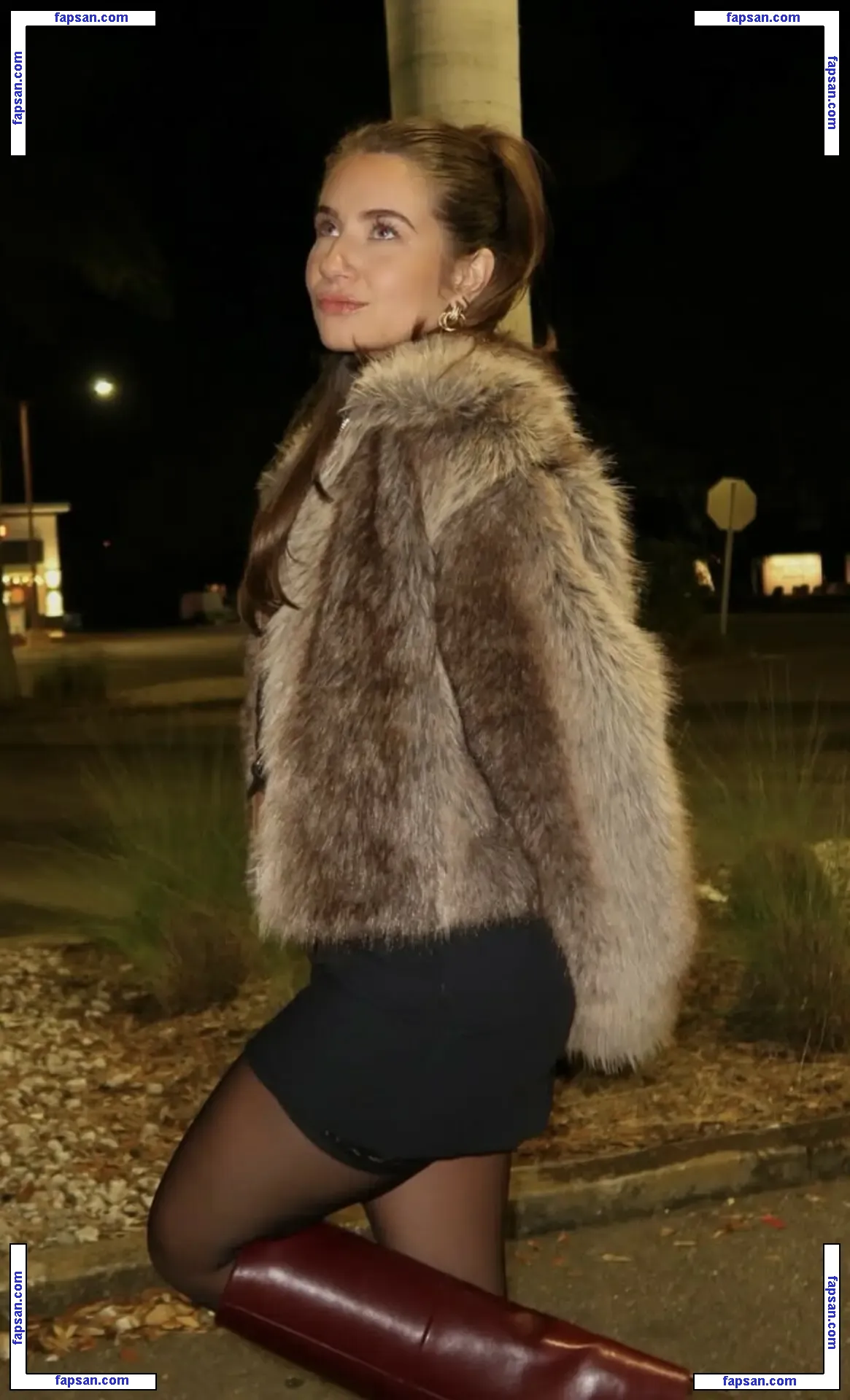 Shelby Abbott nude photo #0015 from OnlyFans