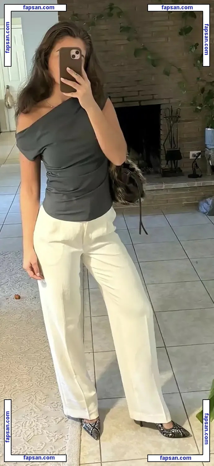 Shelby Abbott nude photo #0027 from OnlyFans