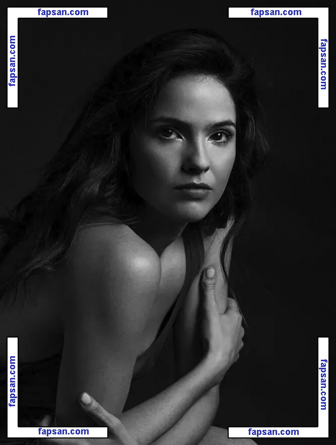 Shelley Hennig голая фото #0092 с Онлифанс