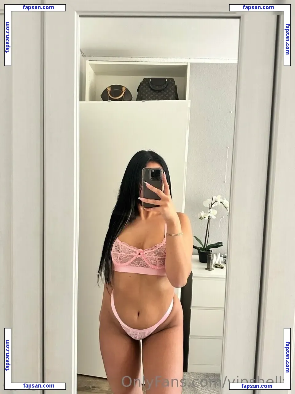 shelly.officiiall nude photo #0003 from OnlyFans