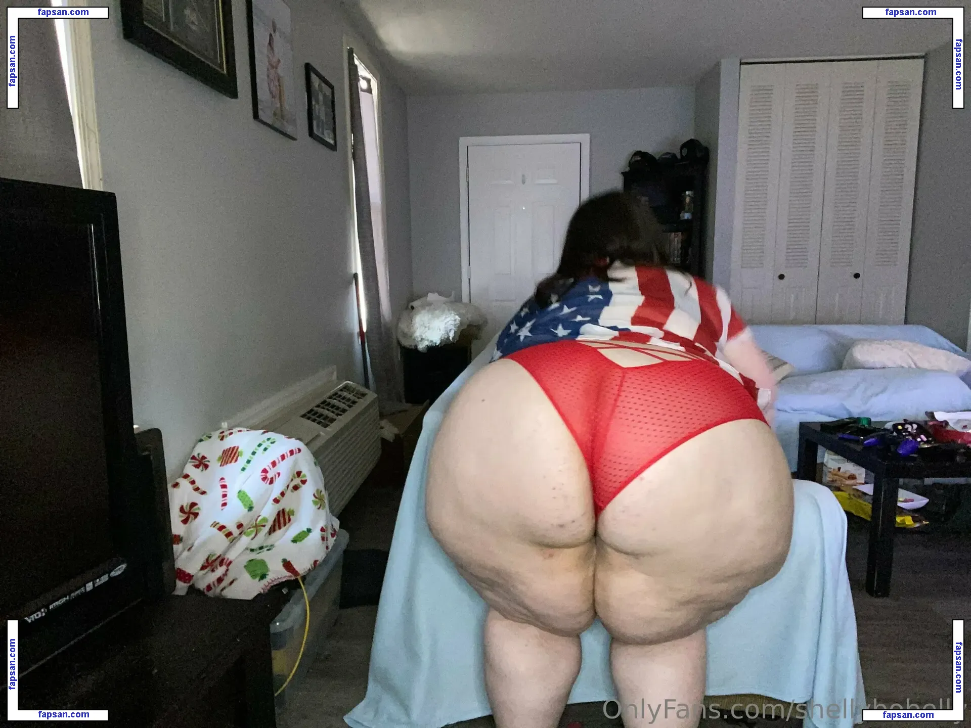 shellybobelly nude photo #0010 from OnlyFans