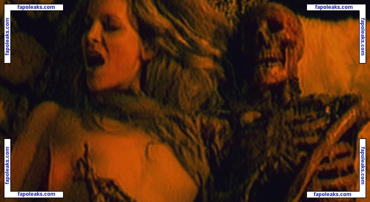 Sheri Moon Zombie nude photo #0008 from OnlyFans