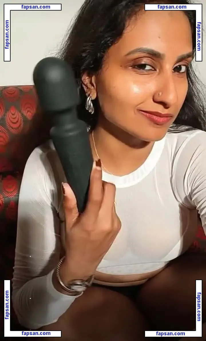 Shinu Syamalan nude photo #0008 from OnlyFans
