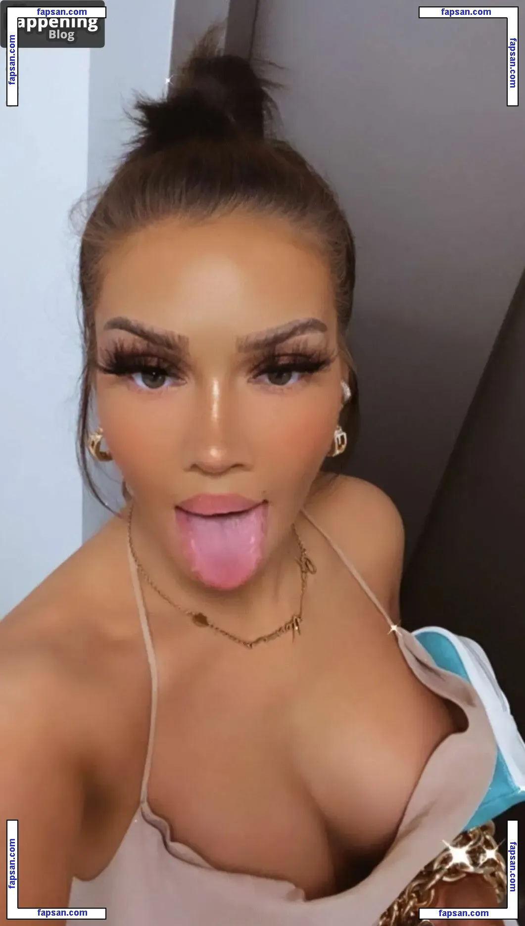 Shirin David nude photo #0094 from OnlyFans