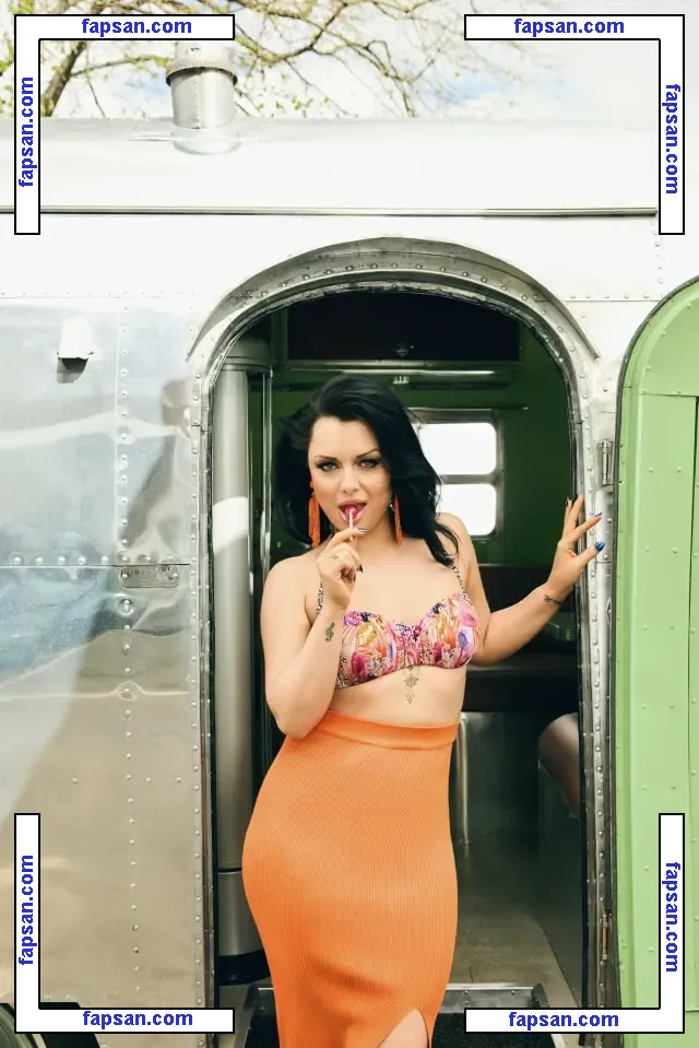 Shona McGarty nude photo #0066 from OnlyFans