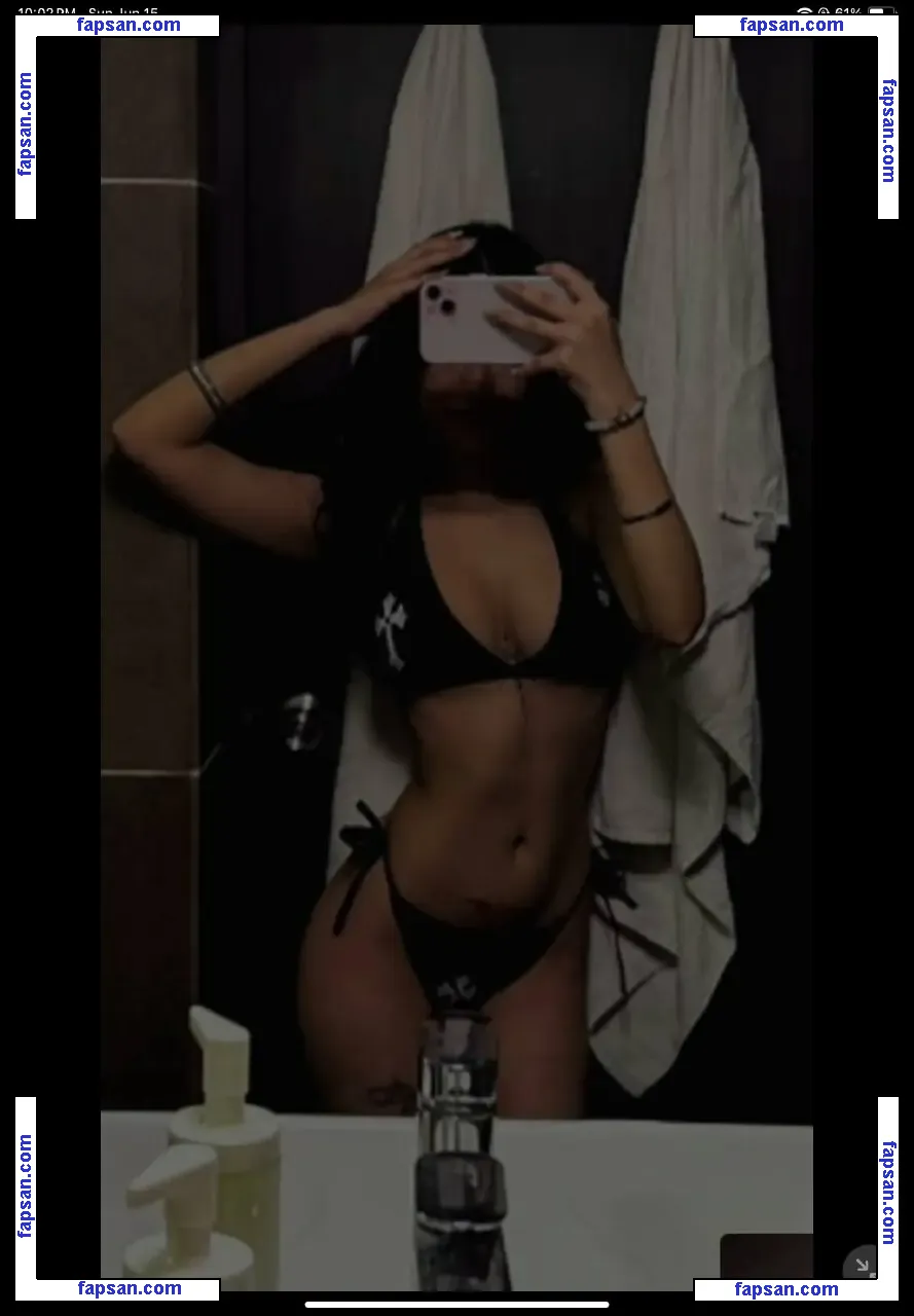 shradhaa.2110 nude photo #0002 from OnlyFans