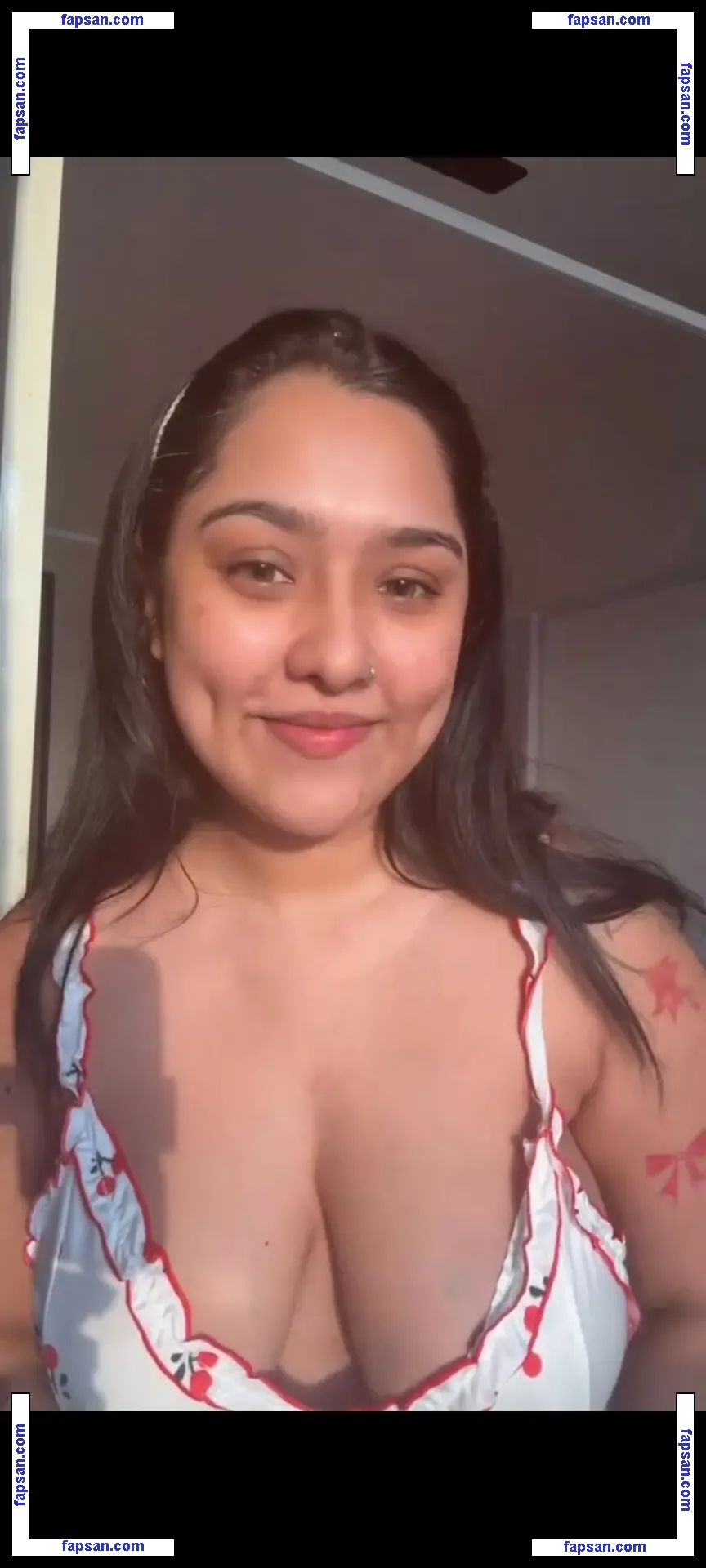 shreyxa голая фото #0011 с Онлифанс