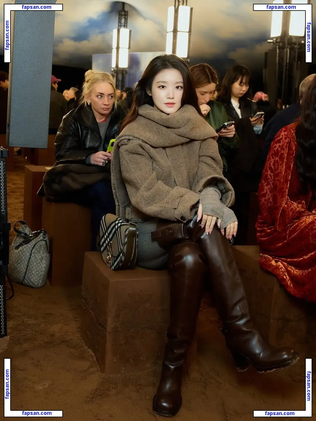 Shuhua голая фото #0003 с Онлифанс