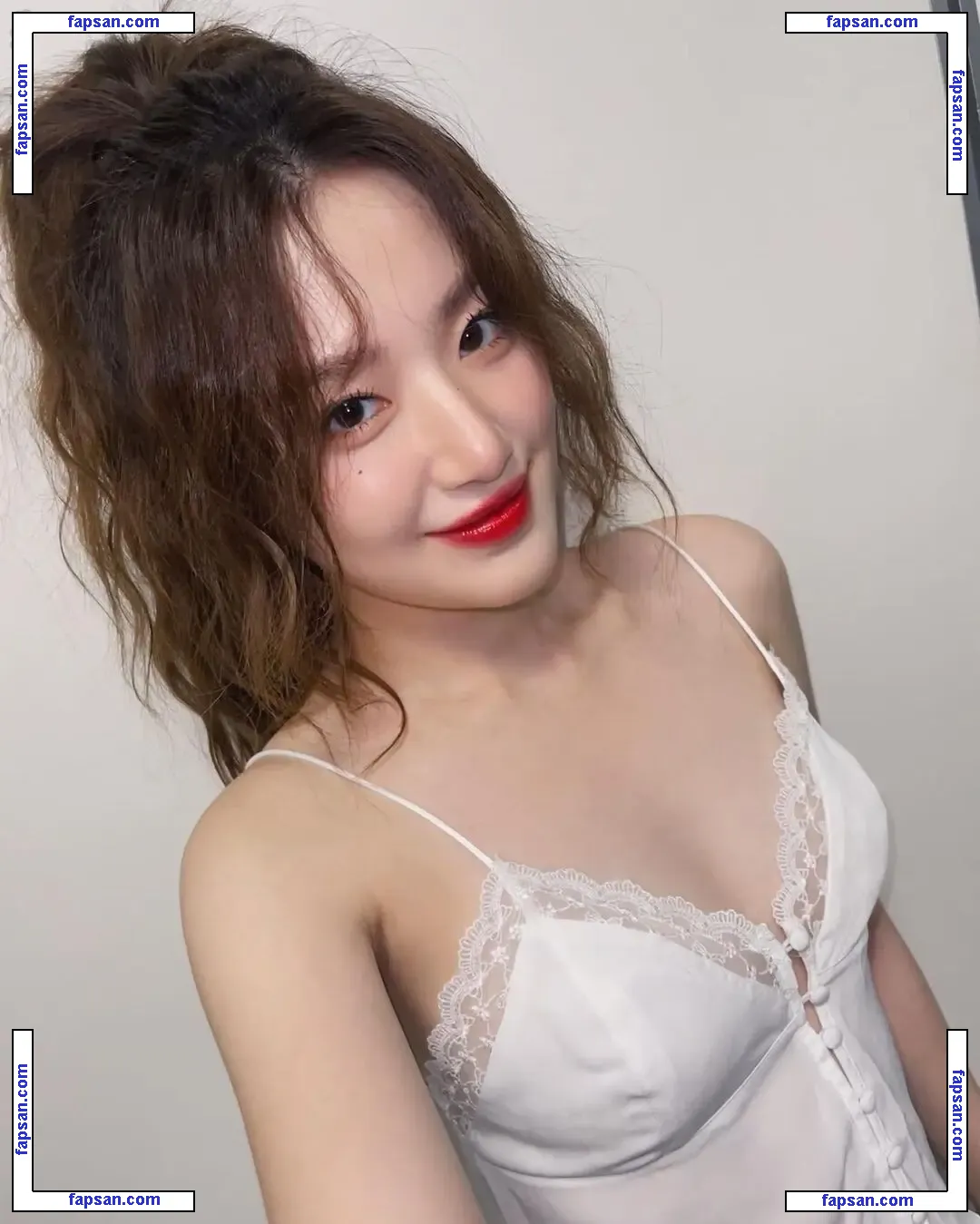 Shuhua голая фото #0009 с Онлифанс