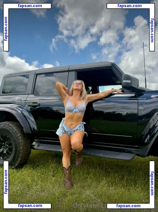 shylajennings nude photo #0154 from OnlyFans
