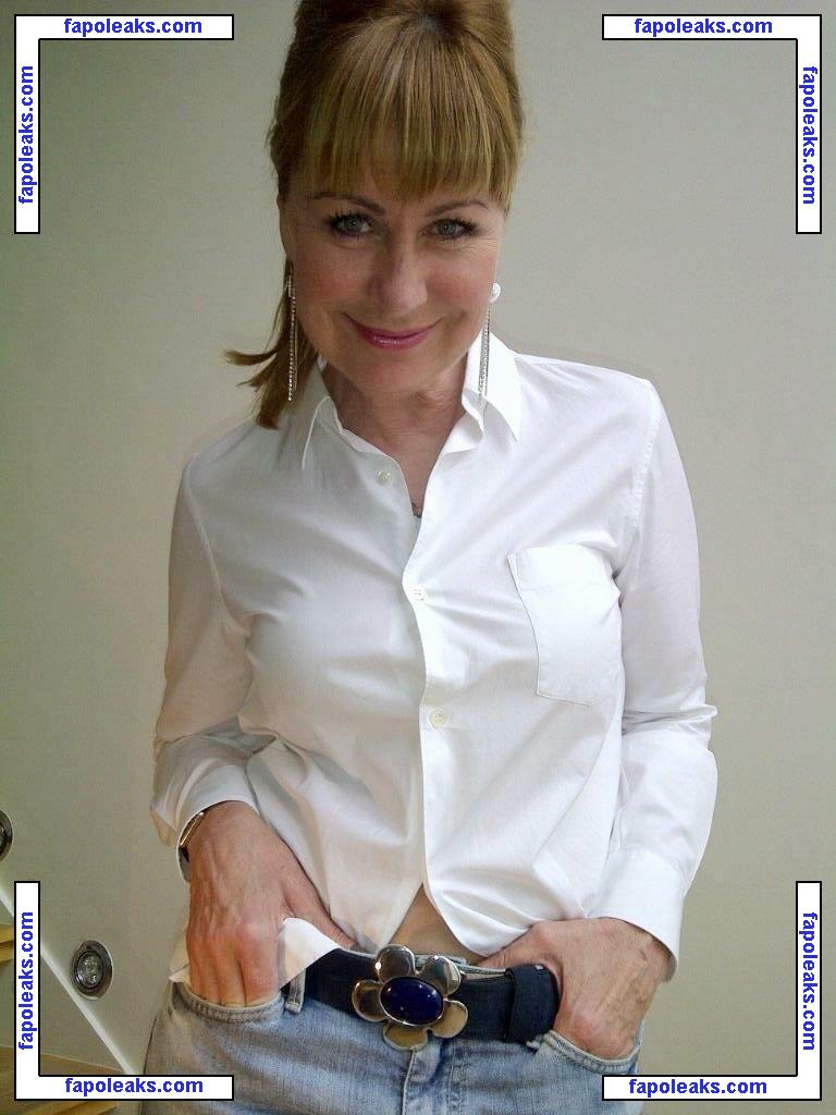 Sian Lloyd nude photo #0008 from OnlyFans