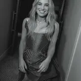 Sian Welby голая #0031