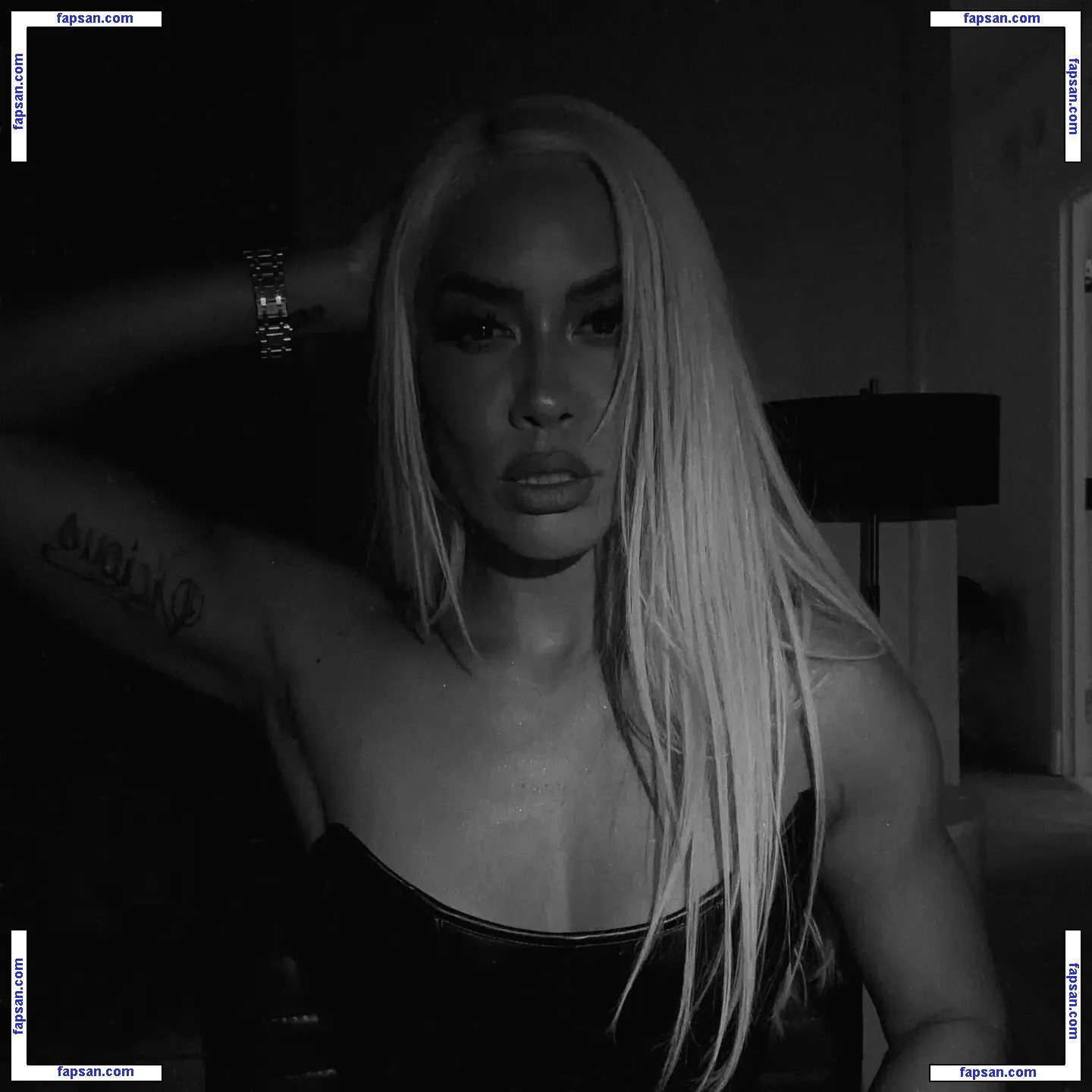 Sibley Scoles nude photo #0066 from OnlyFans