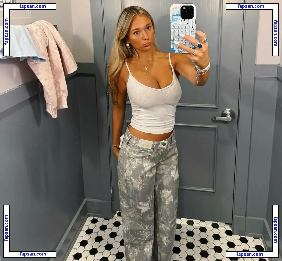 Sienna Holland nude photo #0014 from OnlyFans