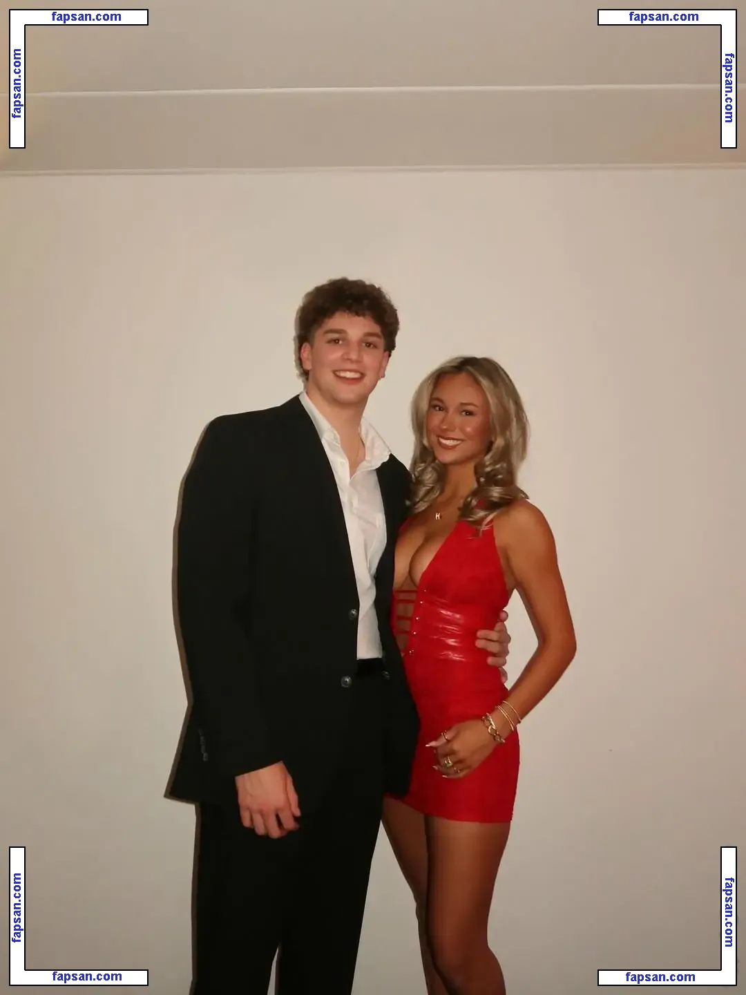 Sienna Holland nude photo #0016 from OnlyFans