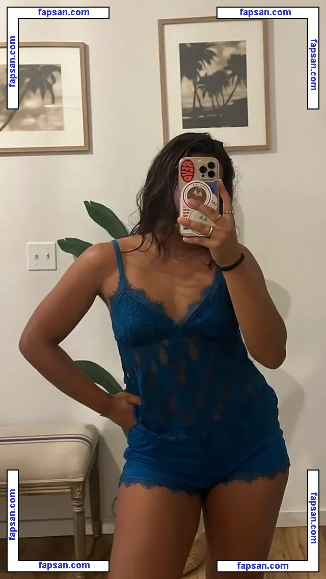 Sienna Mae Gomez nude photo #0072 from OnlyFans